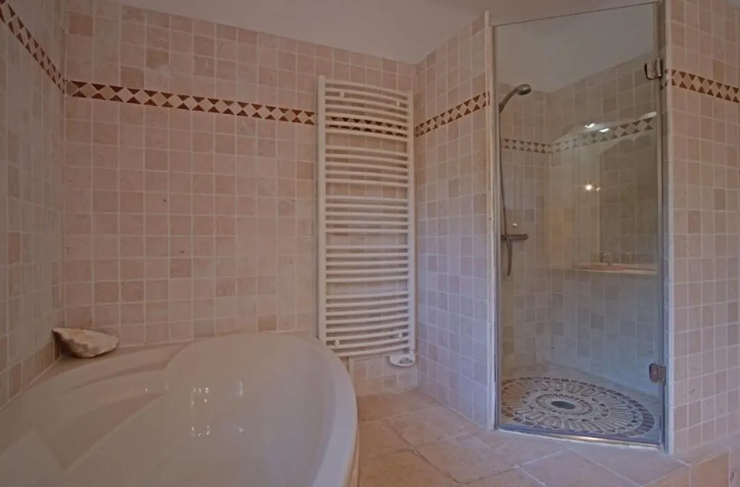 Villa Martine, Authentic Family Home Rognes 0*,
